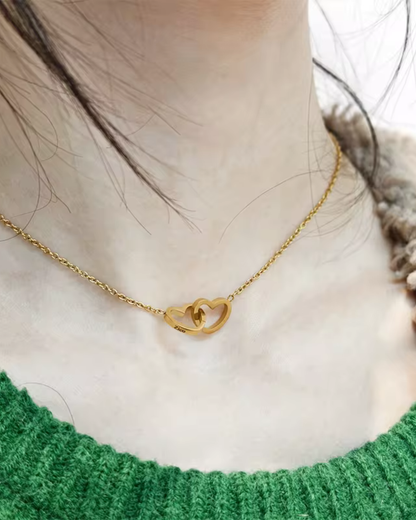 Joyero de rosas con collar personalizado